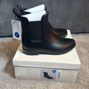 Women’s A New Day Waterproof Black Chelsea Rain Boots Size 7 NEW